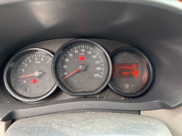 917473-32 Dacia Dokker Express 1.5 dCi - 2015