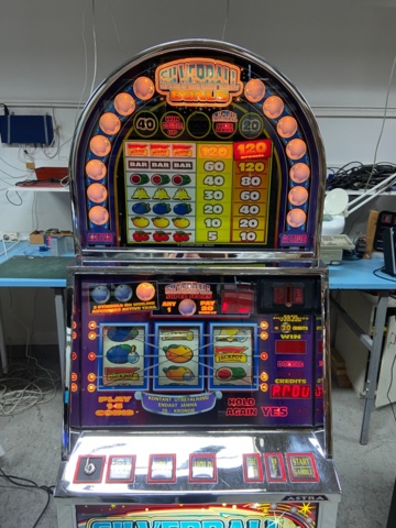 946419-3 Slot machine Silverball