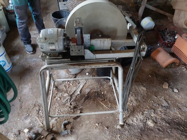 880770-1 Combi sander Sandstone and emery