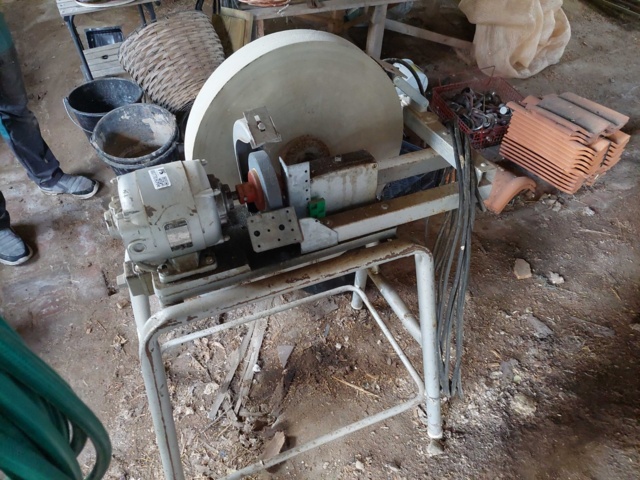 880770-2 Combi sander Sandstone and emery