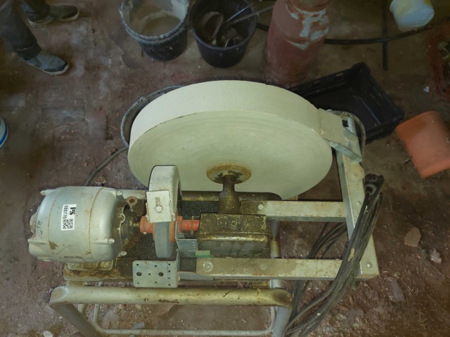 880770-5 Combi sander Sandstone and emery