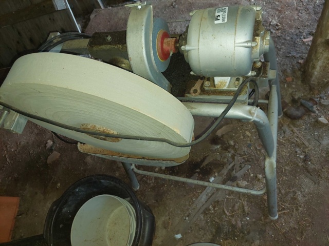 880770-8 Combi sander Sandstone and emery