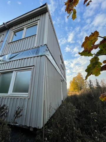 906970-11 20 husmoduler - fd. förskola t.o.m 2021, totalt ca 850 m2 i två plan