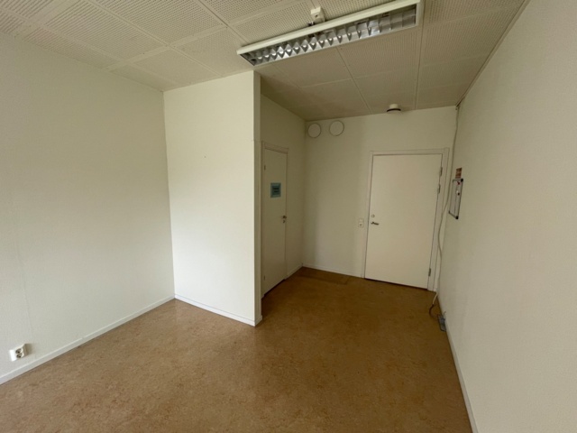 906970-43 20 husmoduler - fd. förskola t.o.m 2021, totalt ca 850 m2 i två plan