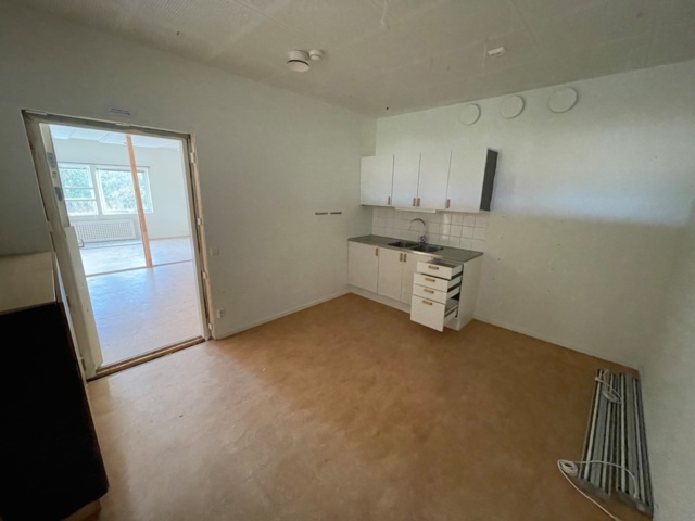 906970-63 20 husmoduler - fd. förskola t.o.m 2021, totalt ca 850 m2 i två plan