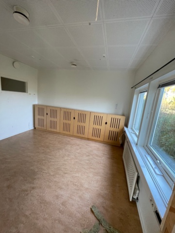 906970-65 20 husmoduler - fd. förskola t.o.m 2021, totalt ca 850 m2 i två plan