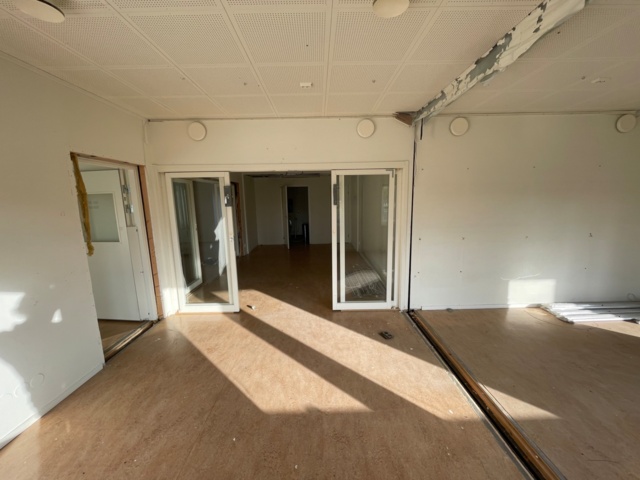 906970-73 20 husmoduler - fd. förskola t.o.m 2021, totalt ca 850 m2 i två plan