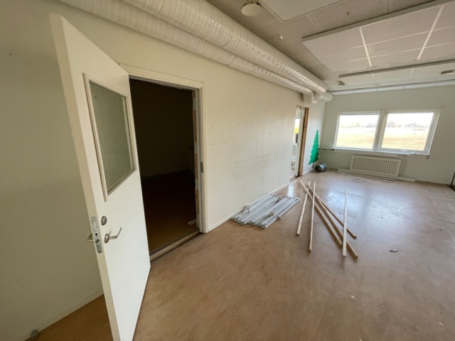 906970-84 20 husmoduler - fd. förskola t.o.m 2021, totalt ca 850 m2 i två plan