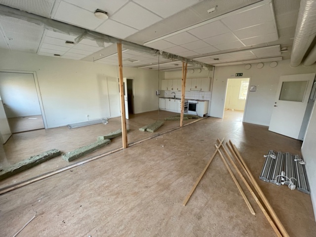906970-87 20 husmoduler - fd. förskola t.o.m 2021, totalt ca 850 m2 i två plan