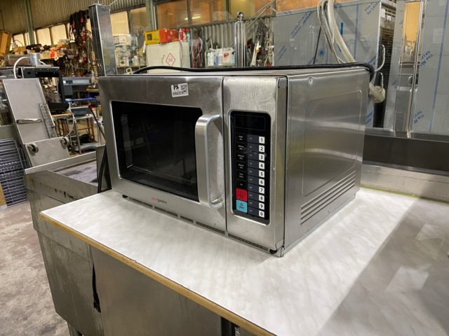 686767-1 Restaurant microphone 2100W- Tested, works