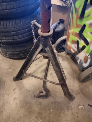 825086-2 Tractor jack / crowbar