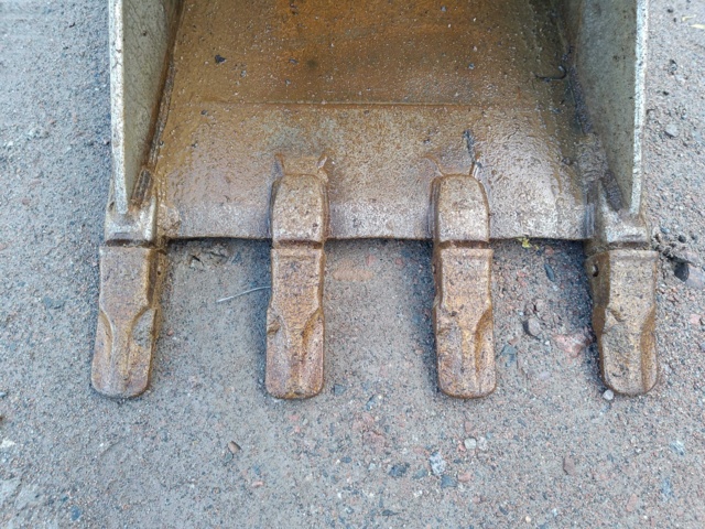 928435-82 Crawler excavator Volvo EC140BLC -2007