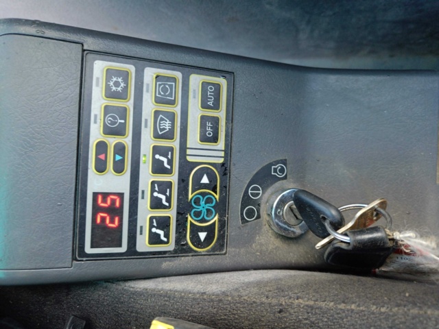 928435-98 Crawler excavator Volvo EC140BLC -2007