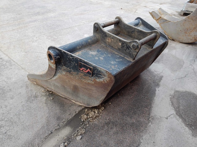 928461-7 Planning bucket S45-Attachment