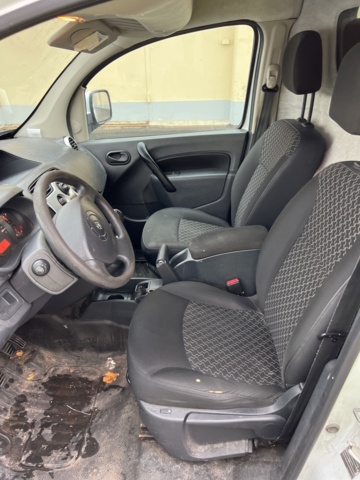 917480-29 Renault Kangoo Express 1.5 dCi -2012