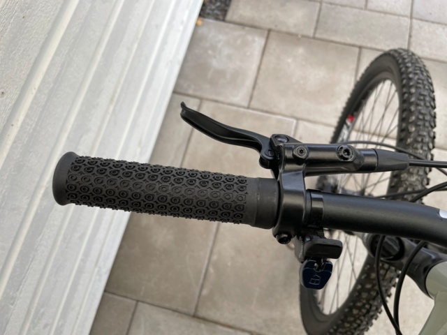 768192-6 Mountain bike BH bikes Spike 2.5 2022 - Small