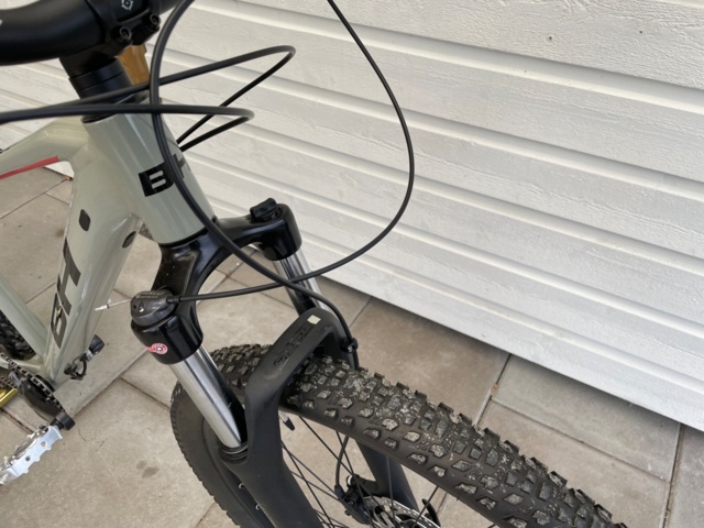 768192-7 Mountain bike BH bikes Spike 2.5 2022 - Small