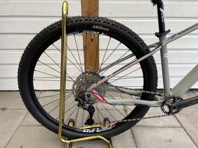 768192-10 Mountain bike BH bikes Spike 2.5 2022 - Small