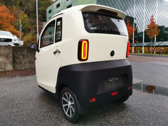 951129-3 Moped car Aima A380