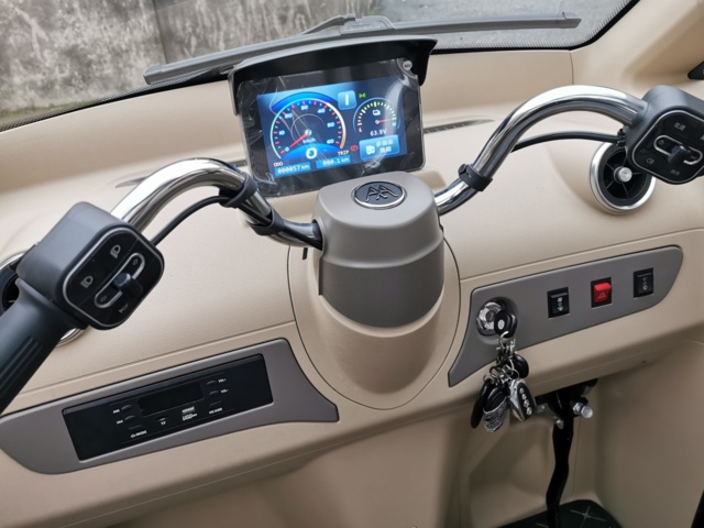 951129-11 Moped car Aima A380