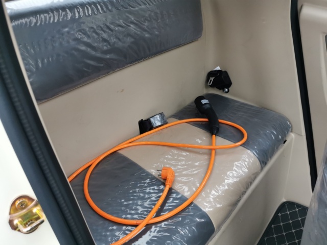 951129-15 Moped car Aima A380