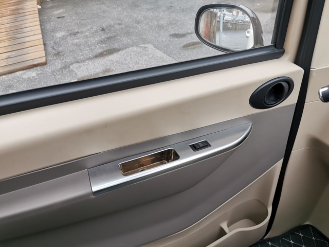 951129-19 Moped car Aima A380