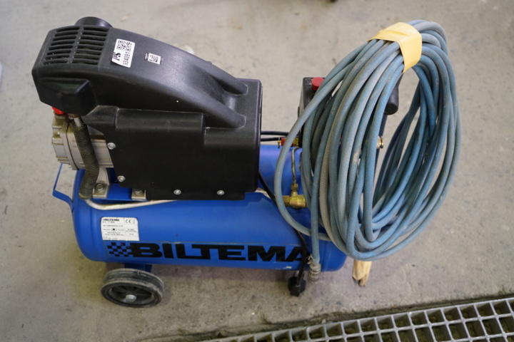 934091-4 Compressor Biltema with accessories