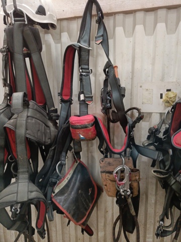 928525-3 Lifting harnesses and accessories