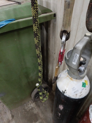 928525-8 Lifting harnesses and accessories