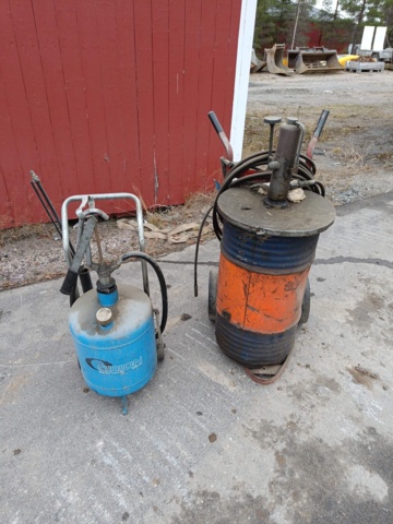 928543-2 Compressed air driven grease gun