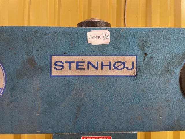 768410-6 Press Stenhøj 25 tons - 1986