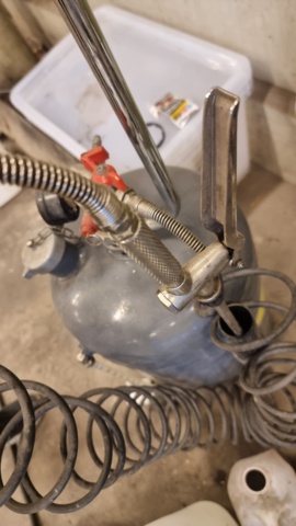 825073-2 Air pressure oil filler