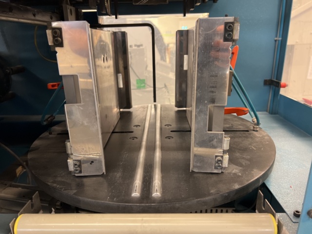 921328-12 Collector/Bundling machine, Sheridan System
