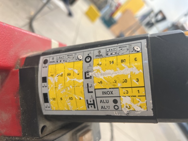 946008-3 Metallbandsåg Femi 783