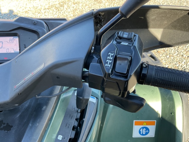 887123-10 ATV CAN-AM BRP - 2020