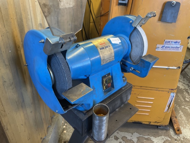 768342-4 Tool grinder Knuth DSB 250 C
