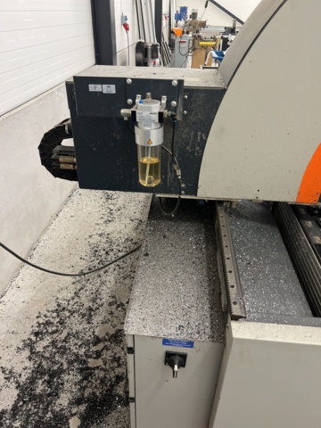 946080-8 CNC Mill Elumatic SBZ 122