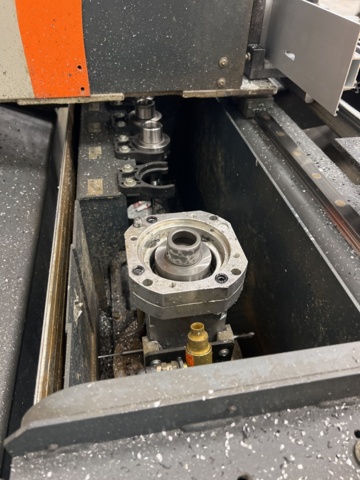 946080-9 CNC Mill Elumatic SBZ 122