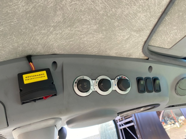 950709-38 Deutz-Fahr AGROTRON K 420 -2011