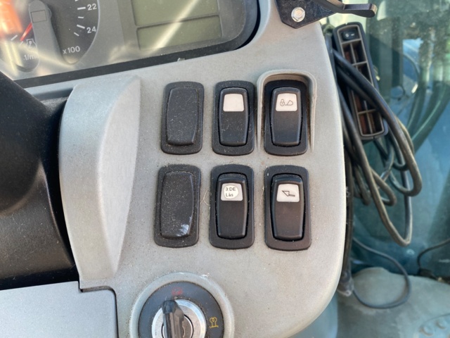 950709-36 Deutz-Fahr AGROTRON K 420 -2011