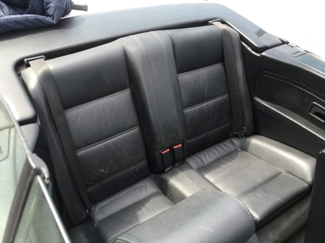 951909-15 BMW 318i Cabriolet - 1992