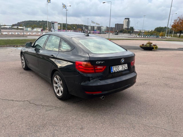951910-3 BMW 318d Gran Turismo Steptronic - 2014