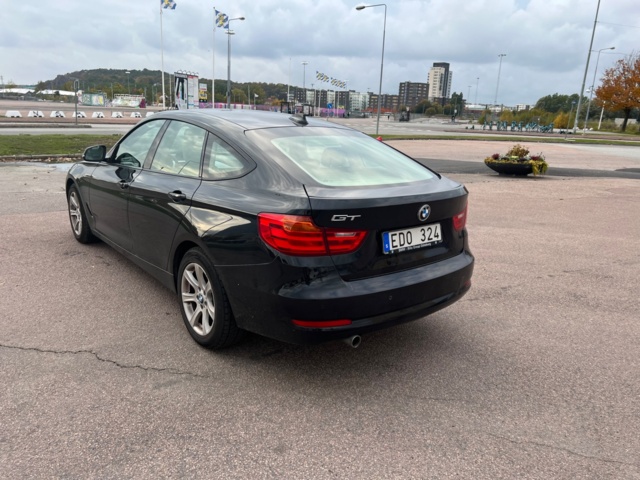 951910-4 BMW 318d Gran Turismo Steptronic - 2014