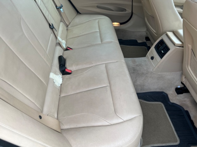 951910-9 BMW 318d Gran Turismo Steptronic - 2014