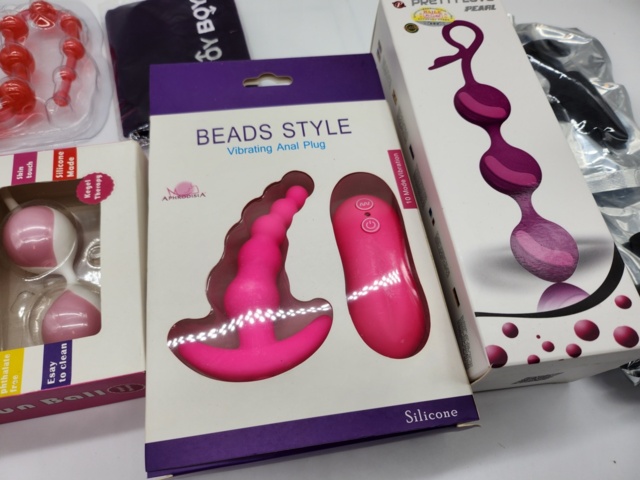 951219-2 Intimate package - Shipping included