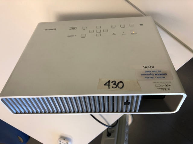 951735-2 Casio XJ-M240 projektori