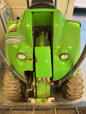 802673-4 Compact loader, Avant 216