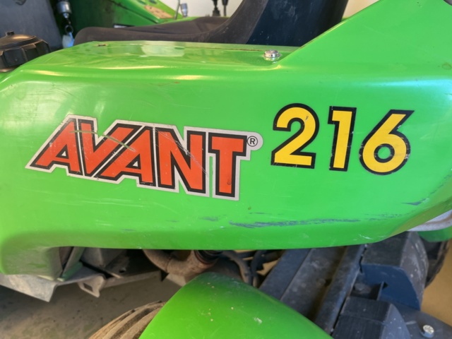 802673-7 Compact loader, Avant 216