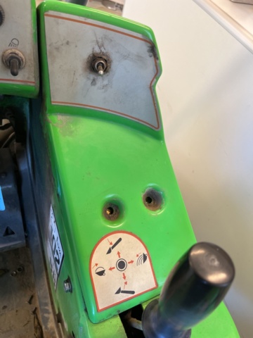 802673-14 Compact loader, Avant 216