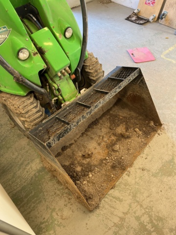 802673-22 Compact loader, Avant 216